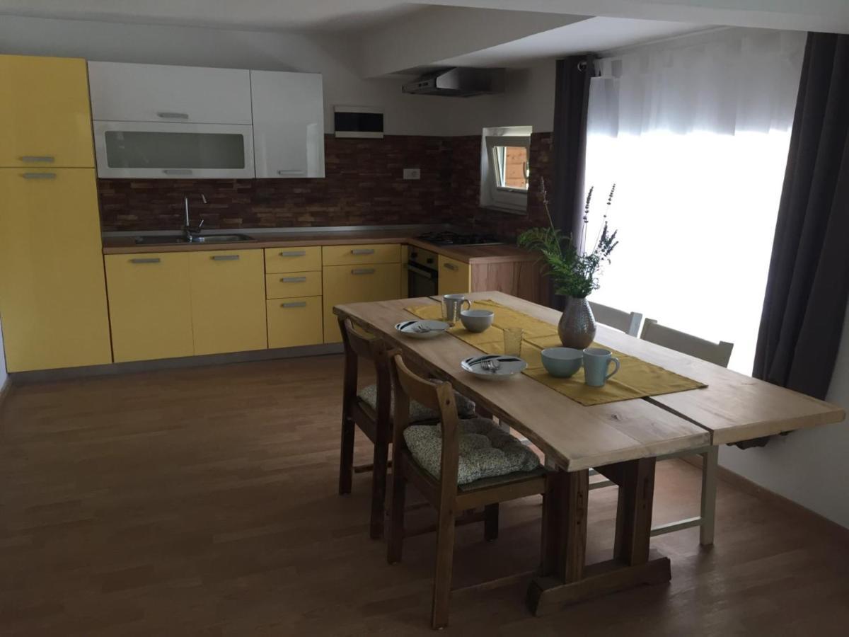 Hillside Bio Resort Apartment With Mountain View Prebold Ngoại thất bức ảnh
